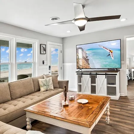 Ocean Daze - Sleeps 22, Direct Oceanfront, Renovated May 2022